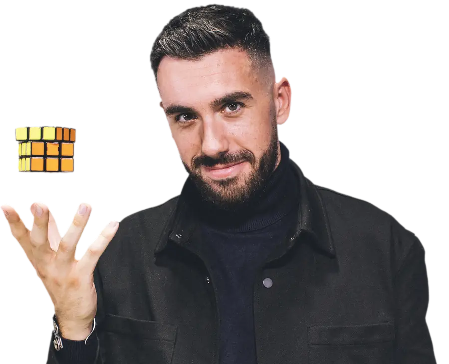 Ben Aymerich faisant léviter un Rubik's cube au-dessus de sa main